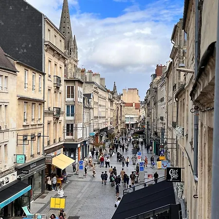 Logis Decaens アパート *