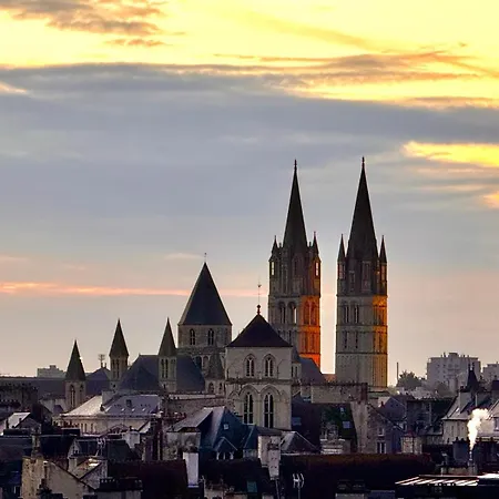 アパート Logis Decaens カーン