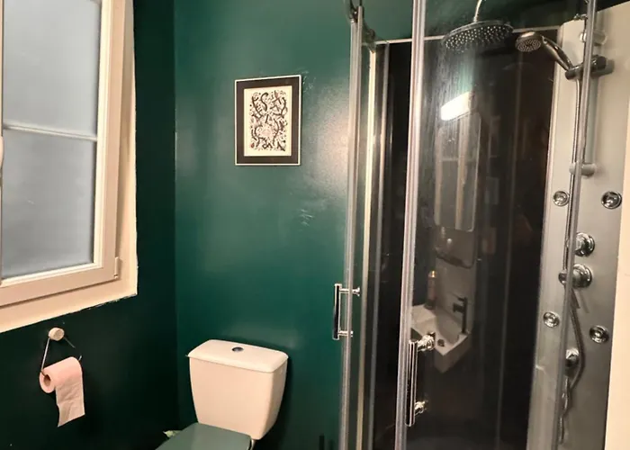 Logis Decaens Apartment Caen